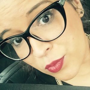 Meet your Posher, Claudia